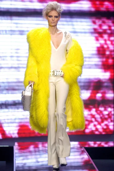 Look 7